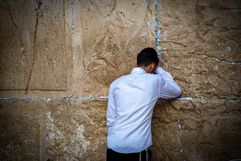 זמני כניסת ויציאת צום י"ז בתמו